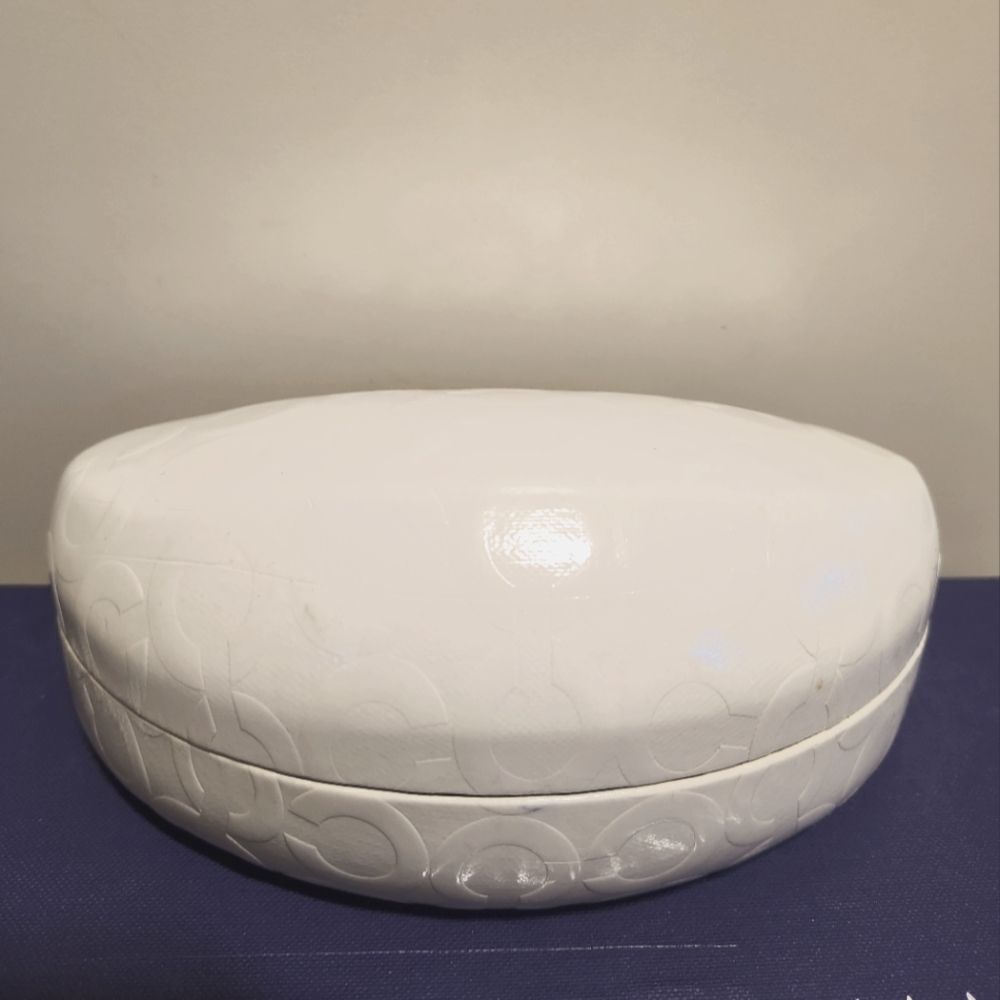 Coach White Patent Leather "C" Embossed Logo Hard Clam Shell Sunglasses Case